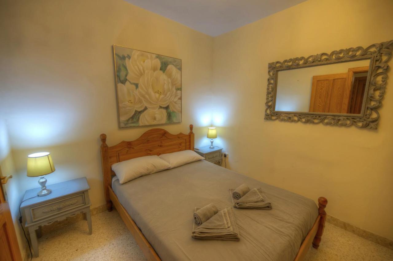 Large And Bright Apartment In The City Centre Goslm-2 Sliema Zewnętrze zdjęcie
