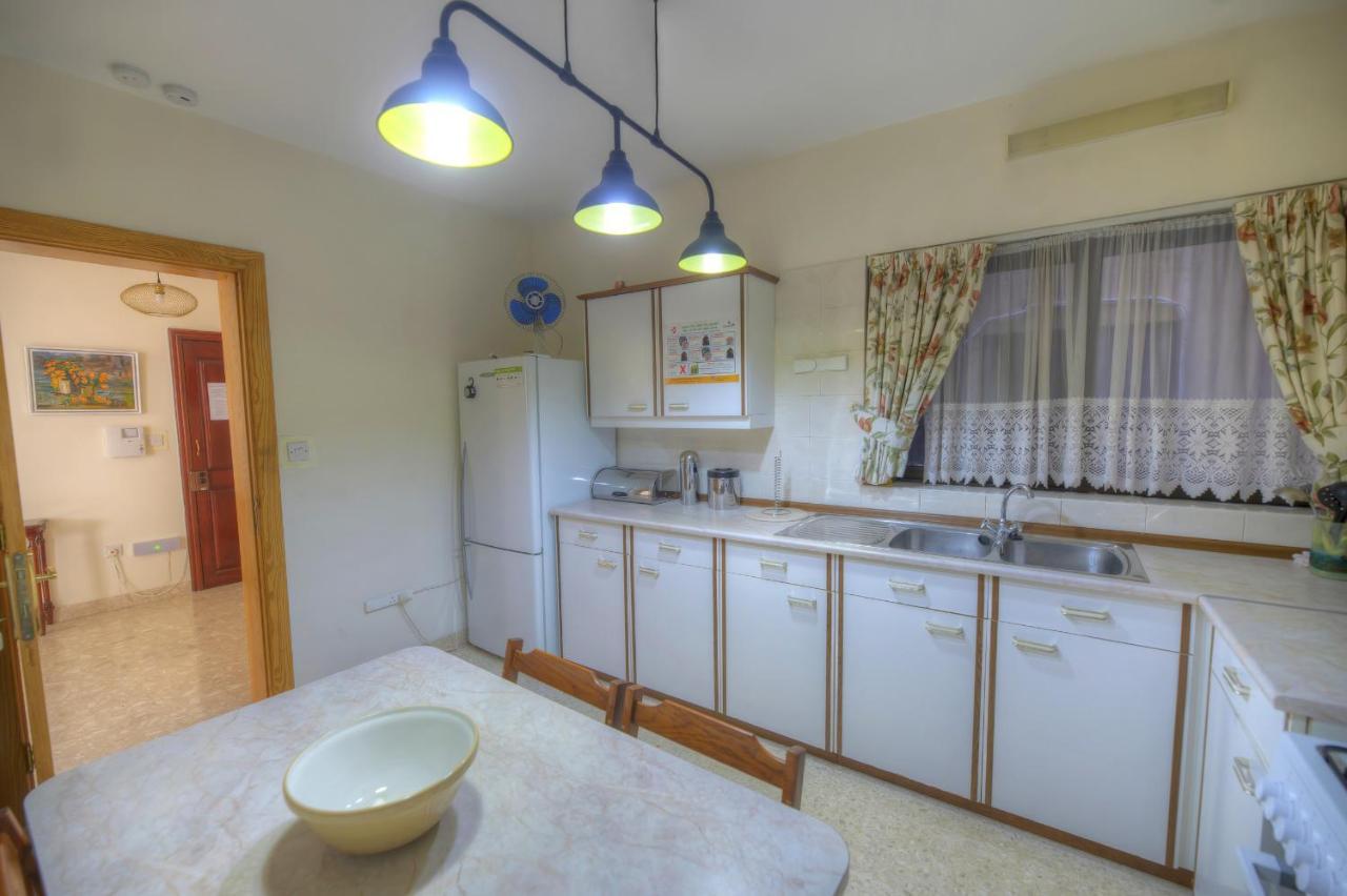 Large And Bright Apartment In The City Centre Goslm-2 Sliema Zewnętrze zdjęcie