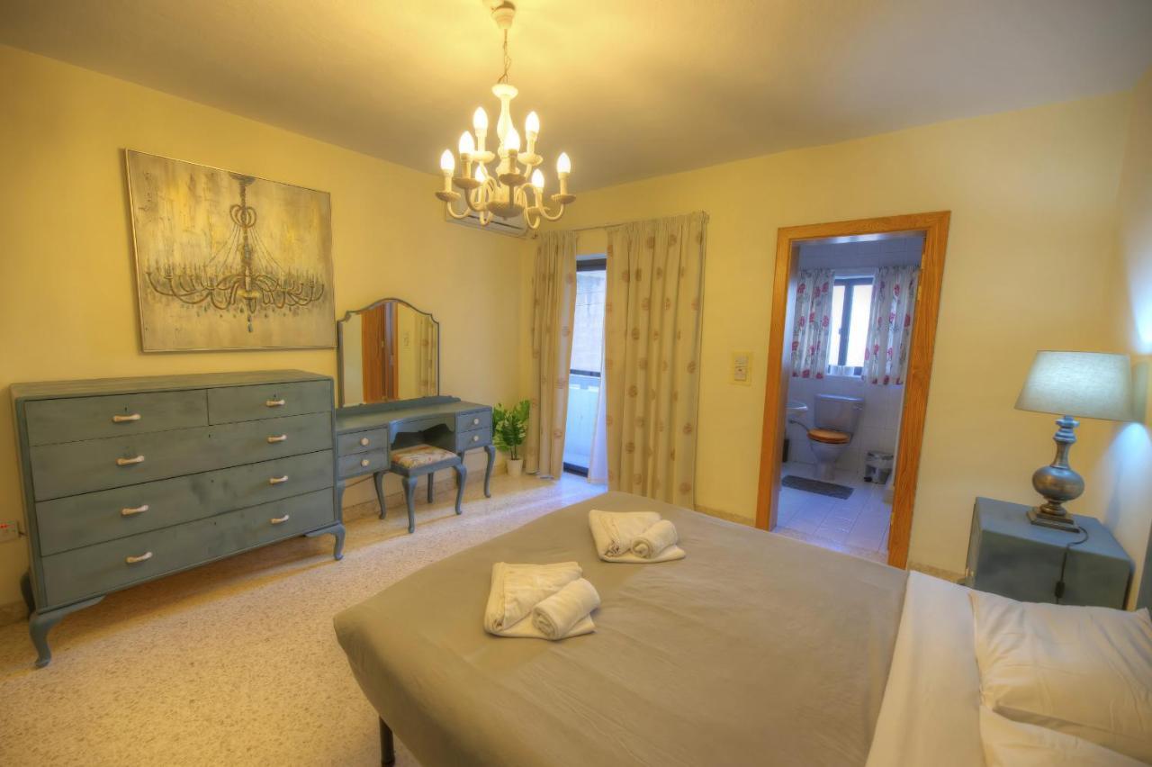 Large And Bright Apartment In The City Centre Goslm-2 Sliema Zewnętrze zdjęcie